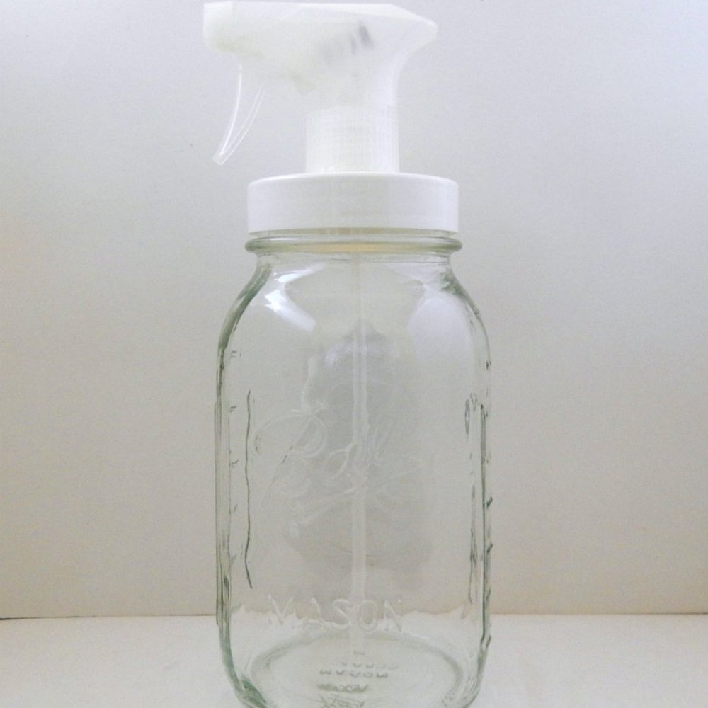 Mason Jar Sprayer with Large Quart 32 Oz. Jar